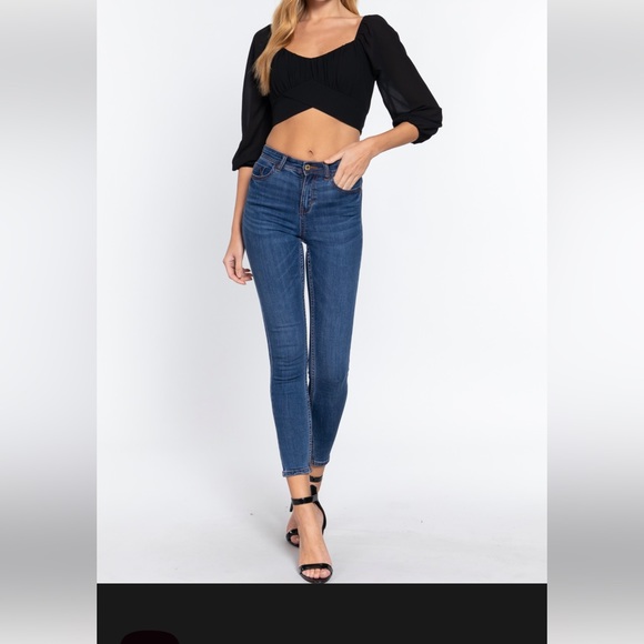 Black Womens 3/4 Sleeve Crop Sheer Woven Top - Picture 5 of 6